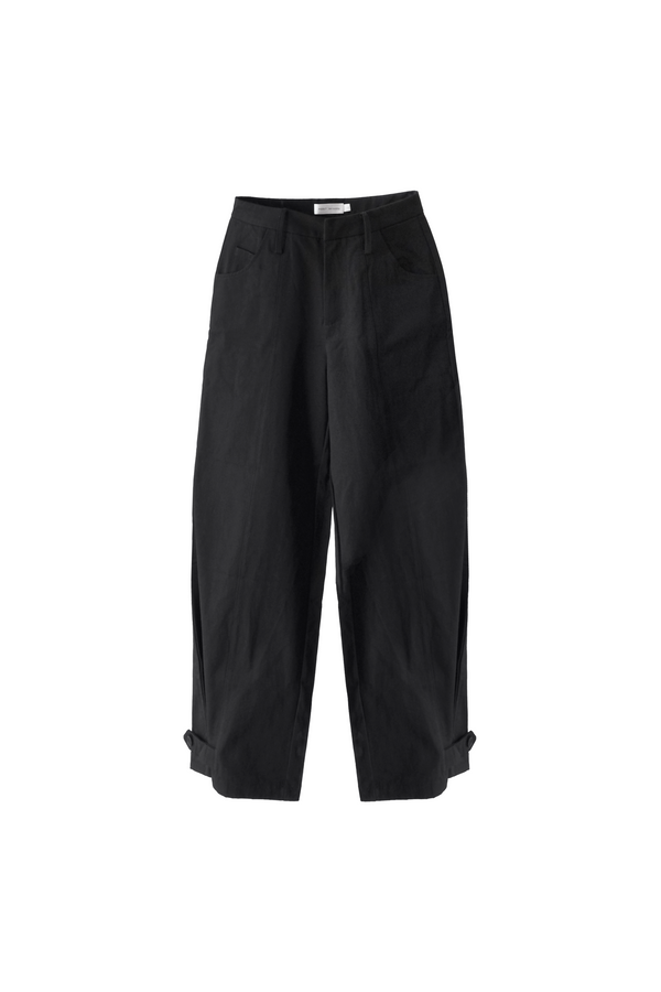 Relaxed Barrel Pants in Black